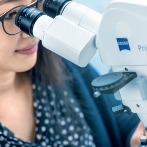 Zeiss - Vision Care Mexico - Microscopio